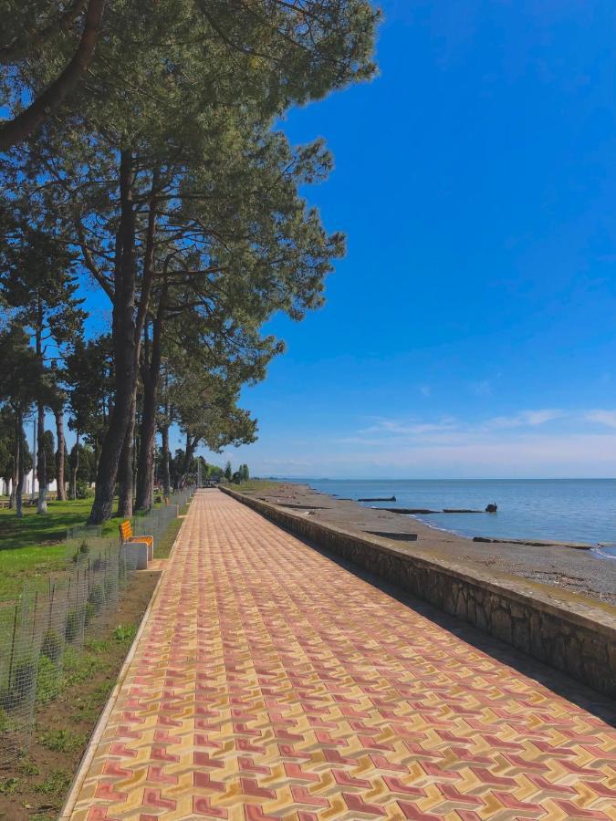 Чёрное Море Otschamtschire Exterior foto